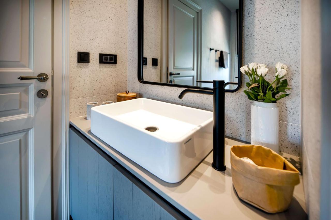 Campitelli Design Apartment 罗维尼 外观 照片