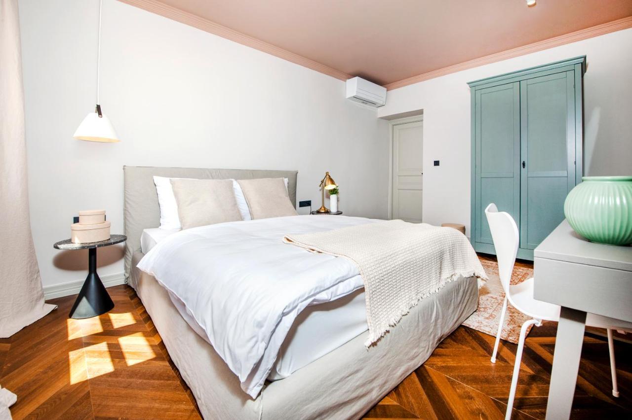 Campitelli Design Apartment 罗维尼 外观 照片