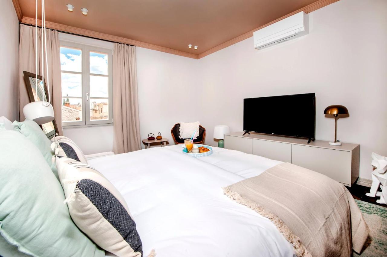 Campitelli Design Apartment 罗维尼 外观 照片
